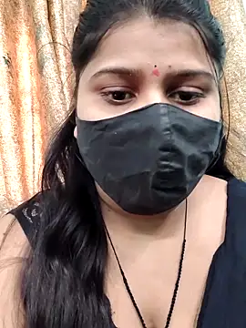 Snapshot of Hotty-simran chatting on 12-20-25, 04:08 Hotty-simran online show from 12-20-25, 04:08