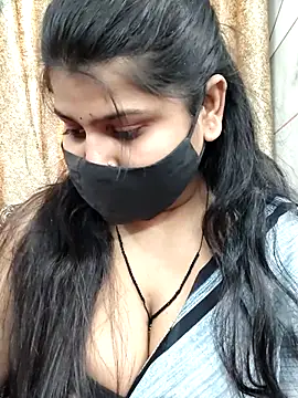 Snapshot of Hotty-simran chatting on 01-08-26, 04:48 Hotty-simran online show from 01-08-26, 04:48