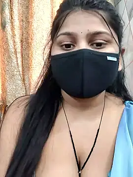 Snapshot of Hotty-simran chatting on 01-14-26, 04:51 Hotty-simran online show from 01-14-26, 04:51