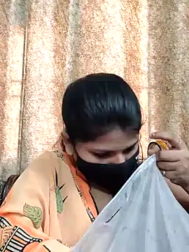 Snapshot of Hotty-simran chatting on 02-12-26, 04:29 Hotty-simran online show from 02-12-26, 04:29