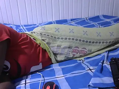 Snapshot of Sexy_baby004 chatting on 10-31-25, 08:48 Sexy baby004 online show from 10-31-25, 08:48