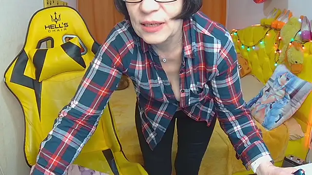 SandraHormas online show from 03-10-25, 05:18