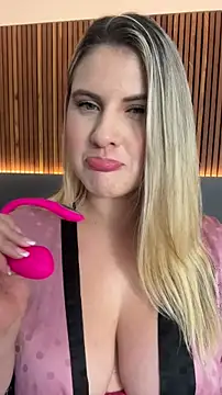 EmiilyAdams  online show from 02-20-26, 10:32