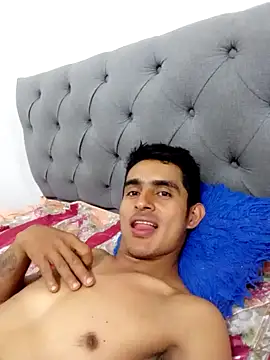 Snapshot of maria_and_angel chatting on 03-05-25, 12:00 maria and angel online show from 03-05-25, 12:00