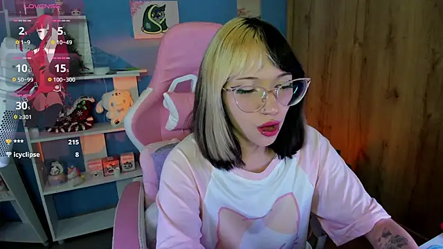 Artic love online show from 03-13-25, 09:43