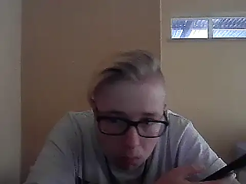 Snapshot of bisexualboy05 chatting on 01-14-25, 07:59 bisexualboy05 online show from 01-14-25, 07:59