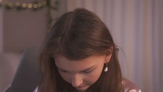 CindyGarrison online show from 10-11-25, 01:49