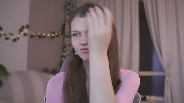 CindyGarrison online show from 10-23-25, 01:16