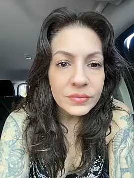 BeautifulMesss online show from 04-24-26, 04:09