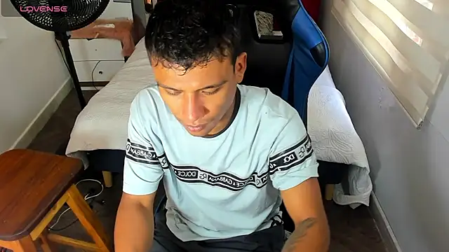 Backsex boy online show from 10-25-25, 03:29