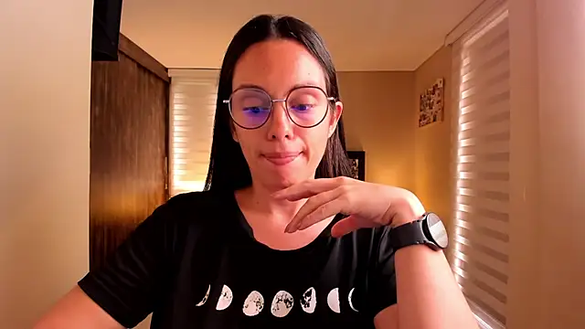Snapshot of anabel_025 chatting on 02-18-25, 06:37 anabel 025 online show from 02-18-25, 06:37