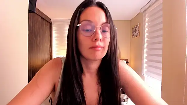 Snapshot of anabel_025 chatting on 03-11-25, 05:02 anabel 025 online show from 03-11-25, 05:02