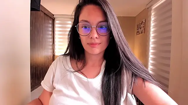 Snapshot of anabel_025 chatting on 03-14-25, 07:12 anabel 025 online show from 03-14-25, 07:12