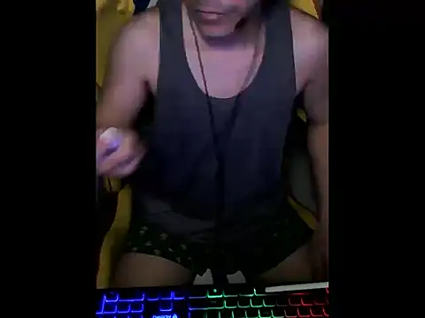 Snapshot of cloudyth1994 chatting on 03-04-25, 05:24 cloudyth1994 online show from 03-04-25, 05:24