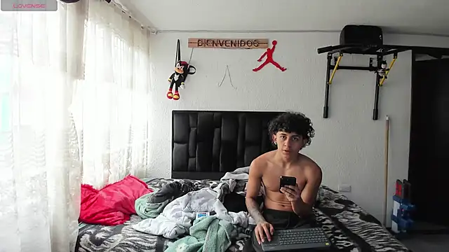 Snapshot of jokergc_2 chatting on 02-03-25, 07:52 jokergc 2 online show from 02-03-25, 07:52