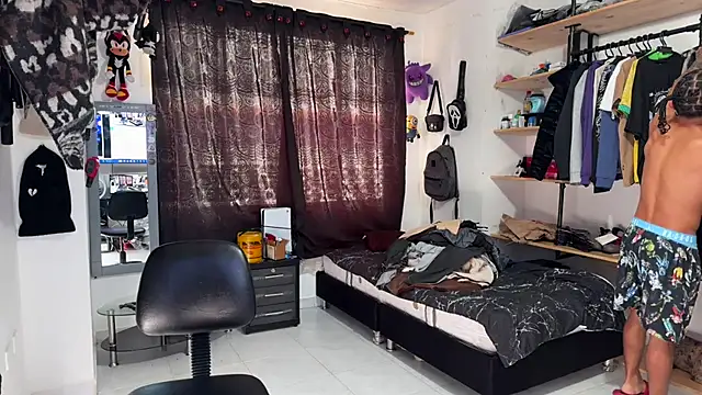 Snapshot of jokergc_2 chatting on 11-11-25, 02:50 jokergc 2 online show from 11-11-25, 02:50