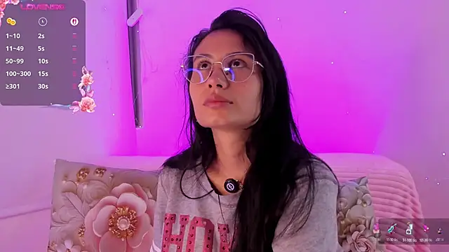 NayeCloud online show from 03-21-26, 05:23