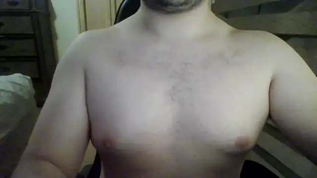 Snapshot of Himbo_fox chatting on 10-20-25, 06:03 Himbo fox online show from 10-20-25, 06:03