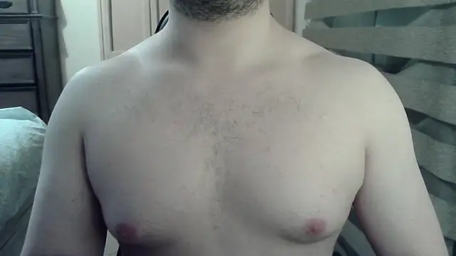 Himbo fox online show from 05-17-26, 04:21