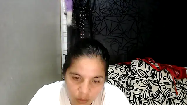 love and Lust online show from 02-15-25, 02:58