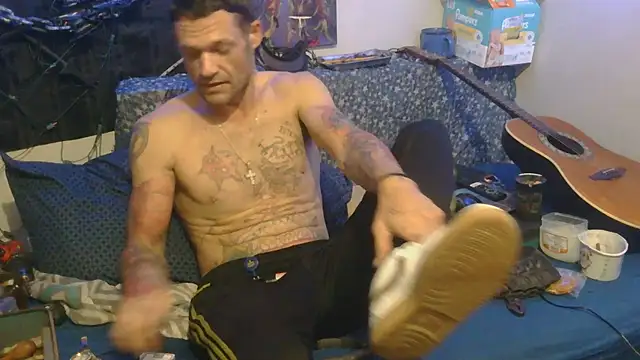 TheOneYouLove69 online show from 11-19-25, 08:36