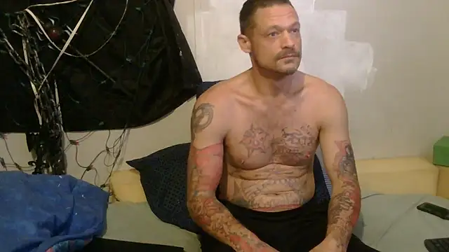 TheOneYouLove69 online show from 12-20-25, 09:00