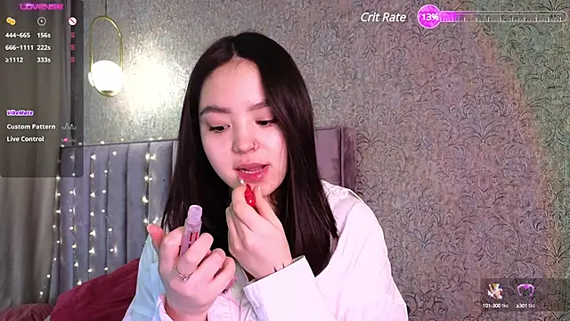 TaiteGloss online show from 12-23-24, 04:06