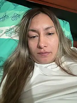 Snapshot of xLadyScarlettx chatting on 02-11-25, 02:03 xLadyScarlettx online show from 02-11-25, 02:03