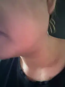 Snapshot of xLadyScarlettx chatting on 02-23-25, 02:04 xLadyScarlettx online show from 02-23-25, 02:04