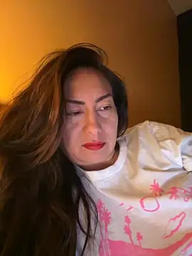 Snapshot of xLadyScarlettx chatting on 09-20-25, 02:23 xLadyScarlettx online show from 09-20-25, 02:23