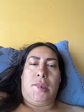 Snapshot of xLadyScarlettx chatting on 10-16-25, 05:36 xLadyScarlettx online show from 10-16-25, 05:36