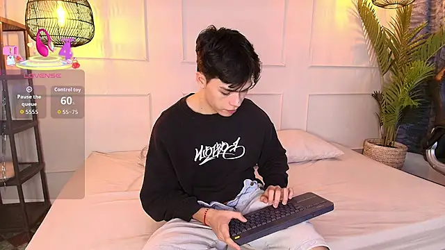 luandy online show from 12-22-25, 09:01