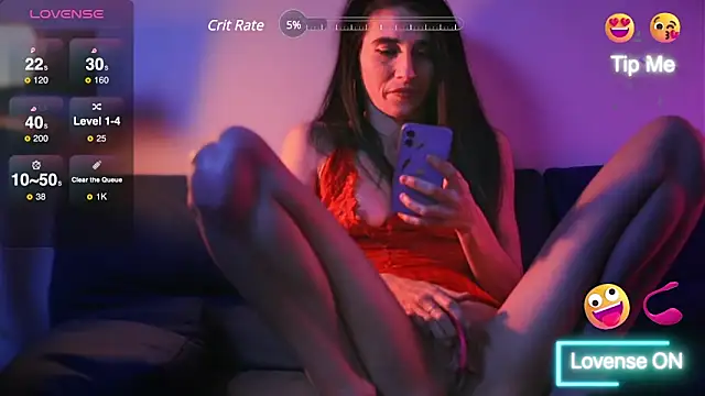 Snapshot of WildgirlShow chatting on 02-25-25, 09:35 WildgirlShow online show from 02-25-25, 09:35