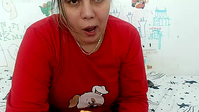 Snapshot of VixenBya chatting on 02-23-25, 11:44 VixenBya online show from 02-23-25, 11:44