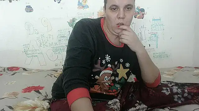 Snapshot of VixenBya chatting on 03-15-25, 11:29 VixenBya online show from 03-15-25, 11:29