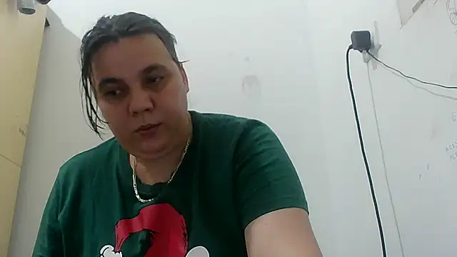 Snapshot of VixenBya chatting on 05-27-26, 07:38 VixenBya online show from 05-27-26, 07:38