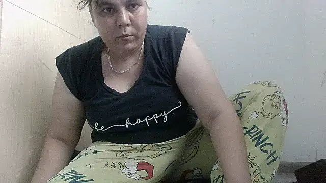 Snapshot of VixenBya chatting on 06-06-26, 01:16 VixenBya online show from 06-06-26, 01:16