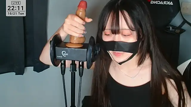 R18onesanASMR online show from 10-21-25, 01:12