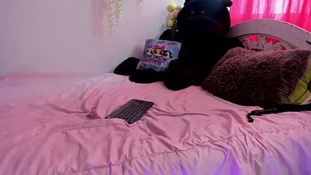 Snapshot of sexycouple_lat chatting on 02-28-25, 07:56 sexycouple lat online show from 02-28-25, 07:56