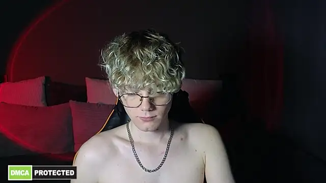 Keytaro online show from 03-27-26, 01:44