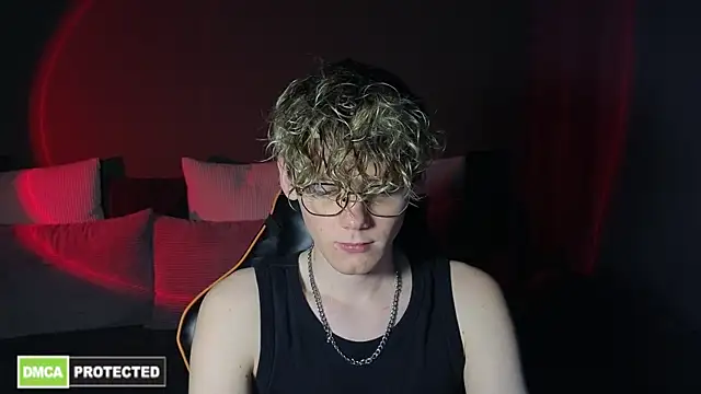 Keytaro online show from 04-13-26, 11:48