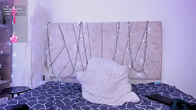 Snapshot of Kaela18 chatting on 12-20-24, 12:49 Kaela18 online show from 12-20-24, 12:49