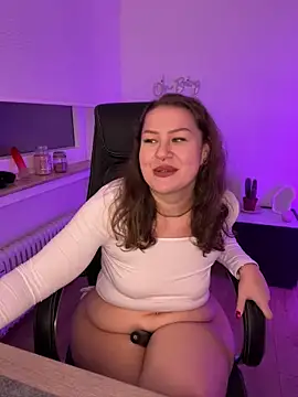 Snapshot of Fancy-Francy chatting on 01-23-25, 09:07 Fancy-Francy online show from 01-23-25, 09:07