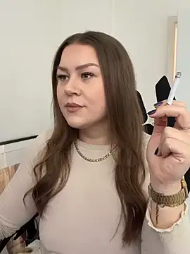 Snapshot of Fancy-Francy chatting on 12-04-25, 01:42 Fancy-Francy online show from 12-04-25, 01:42