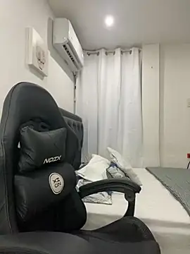 Snapshot of Belissa_miller chatting on 09-26-25, 07:40 Belissa miller online show from 09-26-25, 07:40