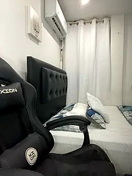 Snapshot of Belissa_miller chatting on 11-05-25, 07:14 Belissa miller online show from 11-05-25, 07:14