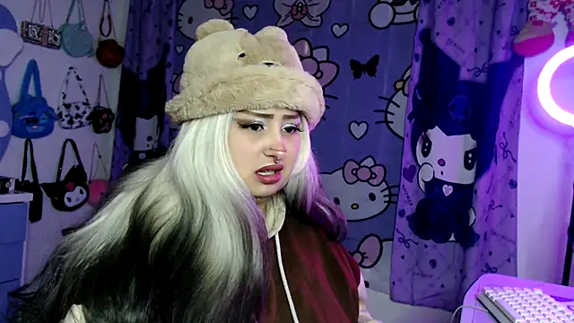 lussyevans24 online show from 02-04-26, 05:24