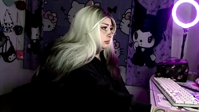 lussyevans24 online show from 03-31-26, 12:56