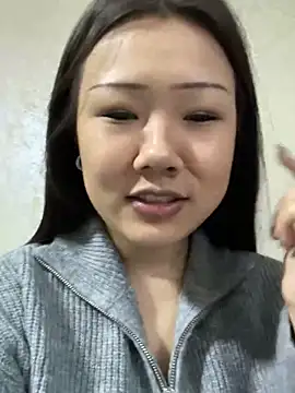 Snapshot of Kim_SLO chatting on 02-26-25, 12:58 Kim SLO online show from 02-26-25, 12:58