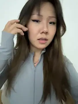 Snapshot of Kim_SLO chatting on 02-08-26, 06:33 Kim SLO online show from 02-08-26, 06:33